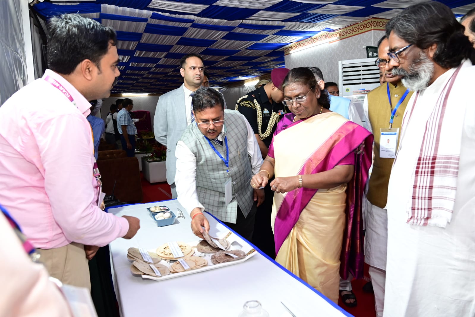 राष्ट्रपति द्रौपदी मुर्मु झारखंड के दौरे पर, किसानों की आय बढ़ाने की कही बात